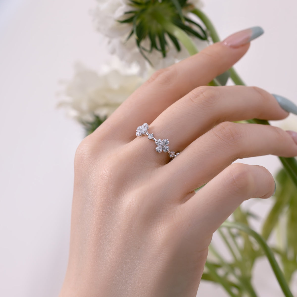 Clévaillé Floral Eternity Ring