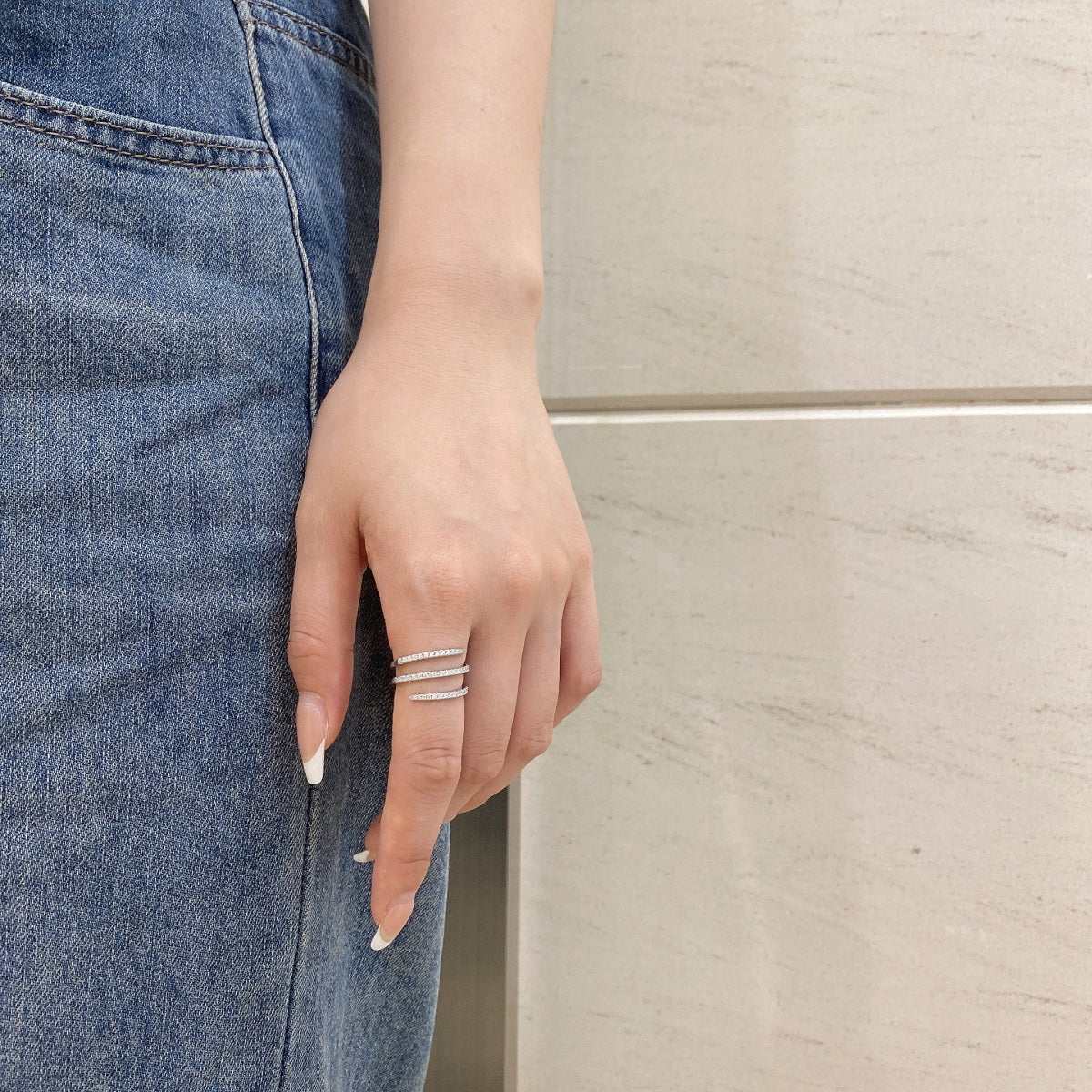 Clévaillé Serpentine Sparkle Ring
