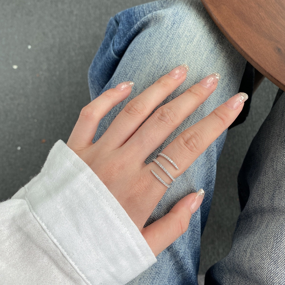 Clévaillé Serpentine Sparkle Ring