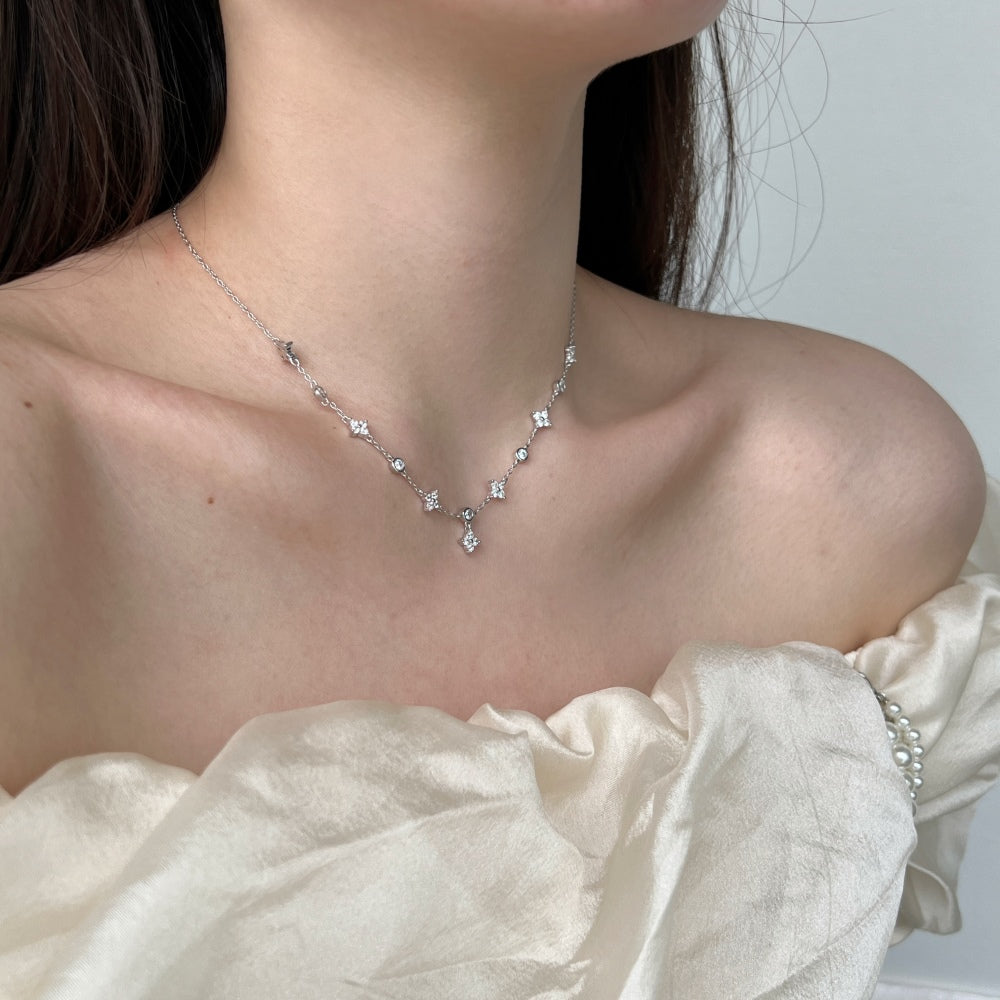 Clévaillé Starlight Necklace