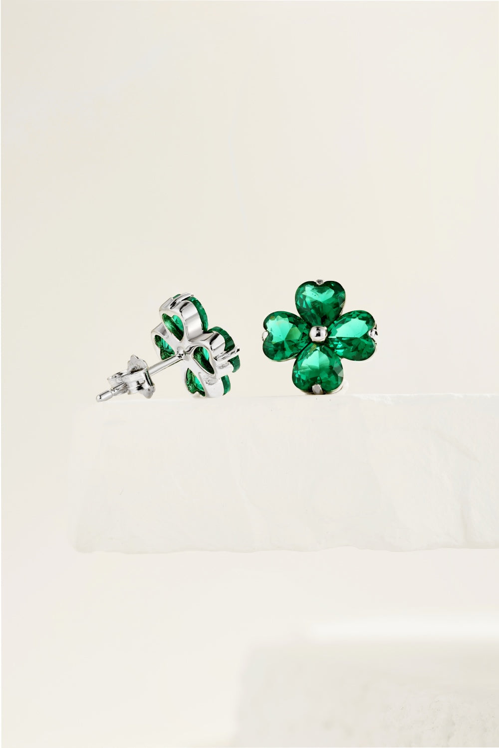 Clévaillé Emerald Blossom Earrings