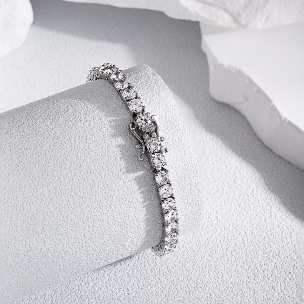 Clévaillé Diamond Radiance Tennis Bracelet