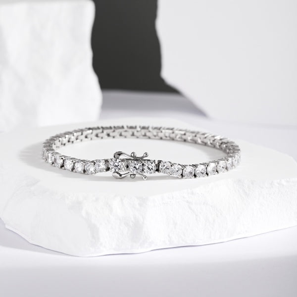 Clévaillé Diamond Radiance Tennis Bracelet